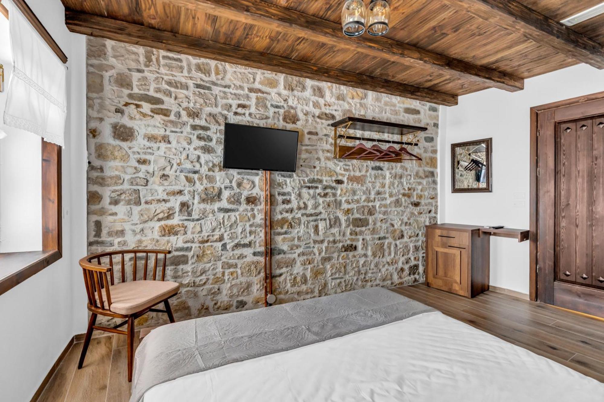 Hotel Bohem Berat Exterior foto