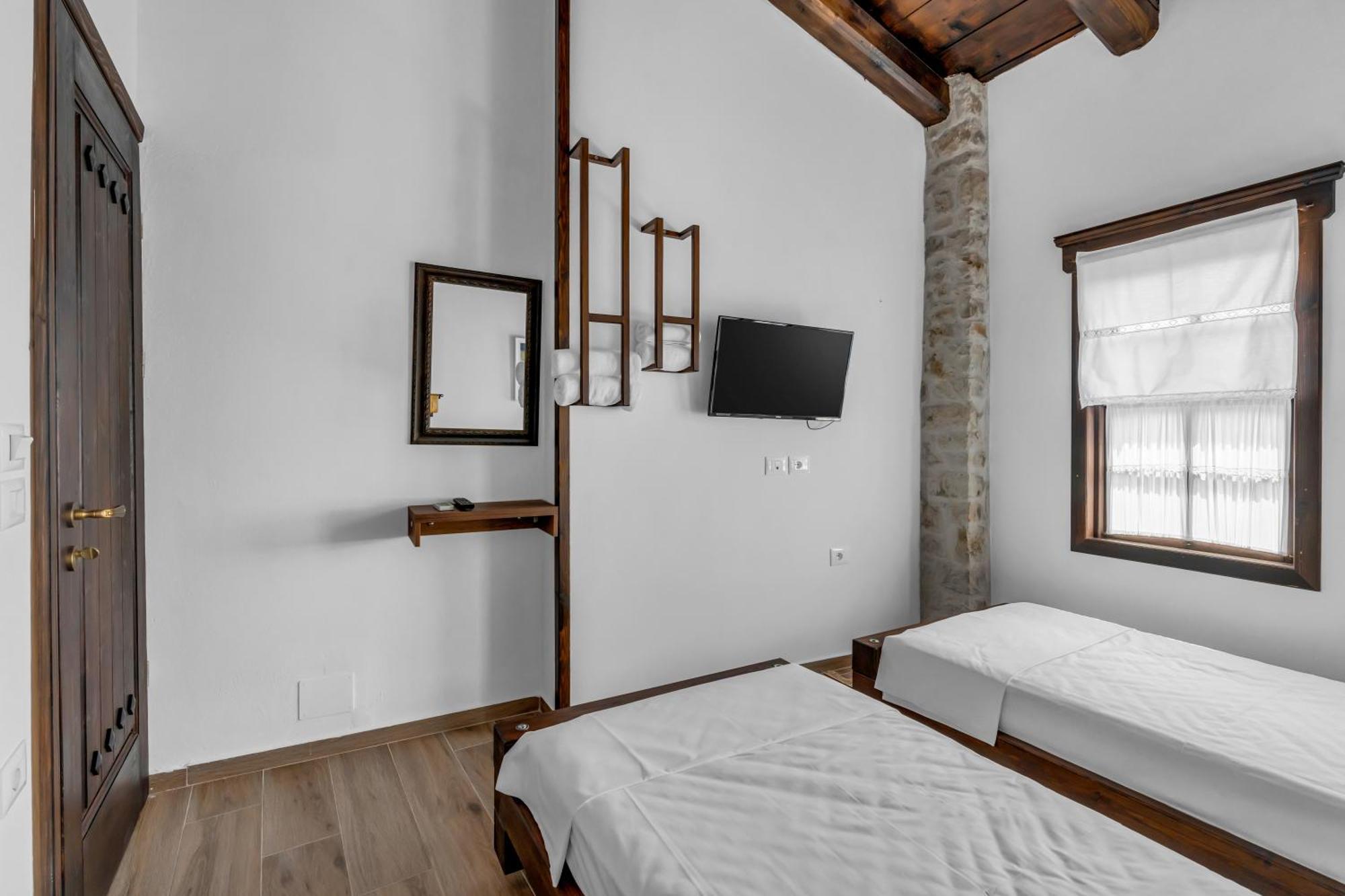 Hotel Bohem Berat Exterior foto