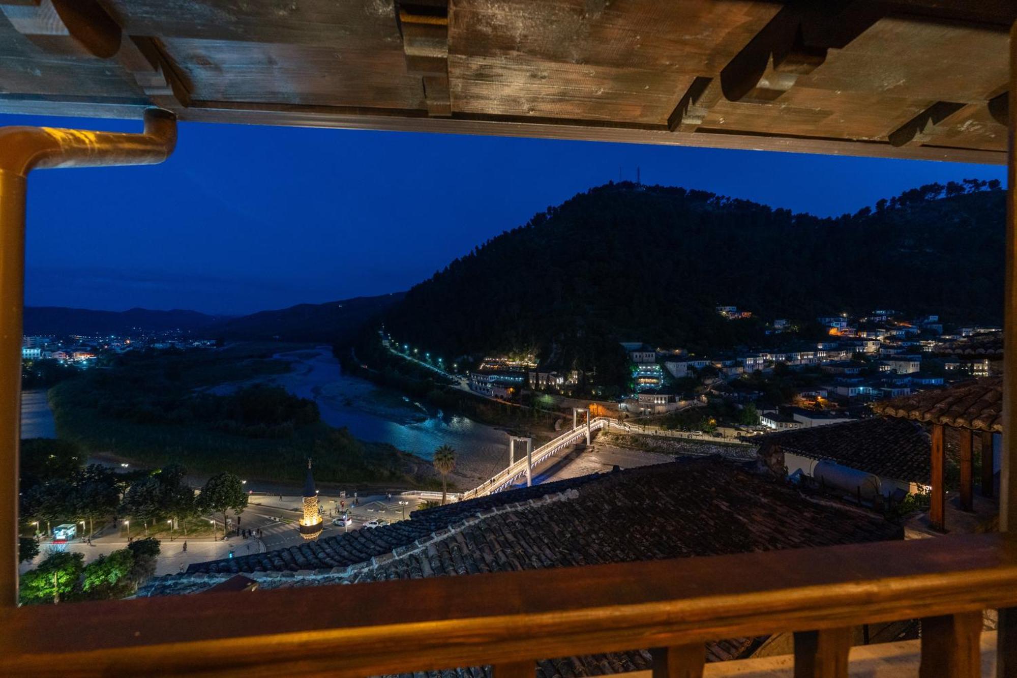 Hotel Bohem Berat Exterior foto